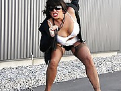 MILFs in Nylons